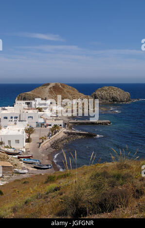 Gata Cape (La Isleta del Moro), il villaggio di pescatori, parco naturale, provincia di Almeria, Andalusia, Spagna Foto Stock