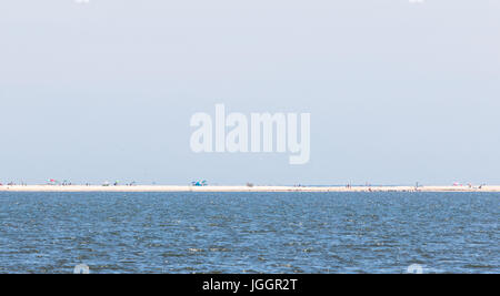 Una veduta distante da tutta Mecox bay a Scott cameron beach in mulino ad acqua, NY Foto Stock