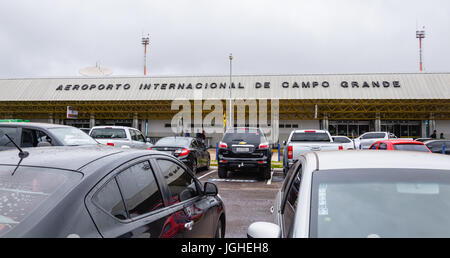 CAMPO GRANDE, Brasile - 31 Maggio 2017: vista frontale di Aeroporto Internacional de Campo Grande aeroporto. Foto Stock