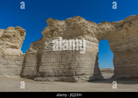 La cruna dell'ago la formazione a un monumento rocce, aka Chalk piramidi, la prima nazionale monumento naturale negli Stati Uniti, e uno che è spiagg Foto Stock