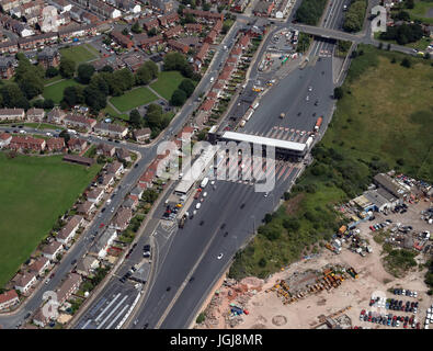 Vista aerea di Birkenhead lato del Mersey Tunnel, Wirral, Merseyside, Regno Unito Foto Stock