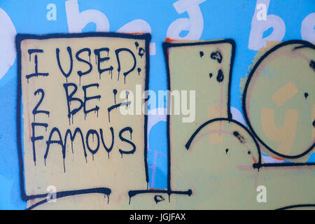 Espressivo graffiti su un muro a Reykjavik, Islanda Foto Stock