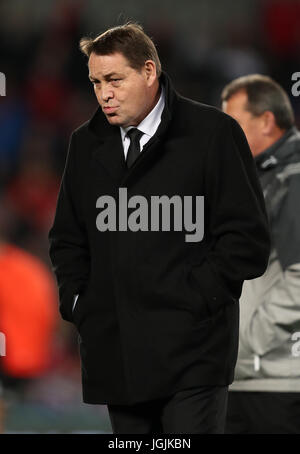 Nuova Zelanda allenatore Steve Hansen prima della terza prova del 2017 British e Irish Lions tour presso Eden Park di Auckland. Foto Stock