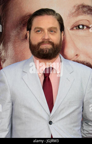 Los Angeles, CA, Stati Uniti d'America. 2 agosto, 2012. LOS ANGELES - agosto 2: Zach Galifianakis al ''La Campagna'' Premiere al cinese TCL teatro IMAX il 2 agosto 2012 a Los Angeles, CA Credito: Kay Blake/ZUMA filo/Alamy Live News Foto Stock