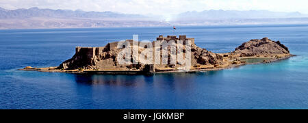 RS 7551. Sfondi; colori; colori; visualizzazione, faraone Isola, Taba, Sinai, Egitto Foto Stock