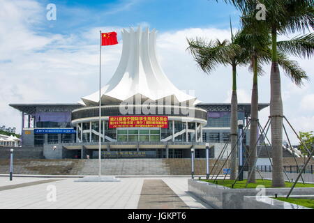 NANNING, Cina - 9 giugno 2017: Guangxi International Convention and Exhibition Centre in Nanning, capitale di Guangxi. Questo è un importante luogo di Foto Stock