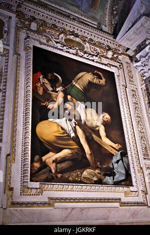 La "Crocifissione di San Pietro di Caravaggio nella cappella Cerasi di Santa Maria del Popolo, Roma, Italia. Foto Stock