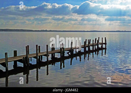 La Repubblica federale di Germania, LA REPUBBLICA FEDERALE DI GERMANIA, Bassa Sassonia, Germania settentrionale, bunting del paese, bagno Interforefather, mare Zwischenahner, passerella di sbarco Foto Stock