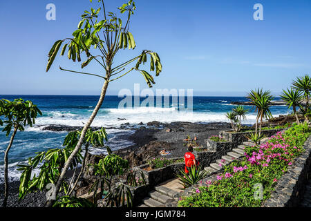 L'Atlantico, le Canarie, Isole Canarie Playa Jardin, Puerto de la Cruz, lava nera beach, Spagna, Tenerife, isola di Vulcano Foto Stock