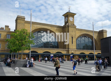 Vista esterna della stazione di King Cross, London, Regno Unito Foto Stock