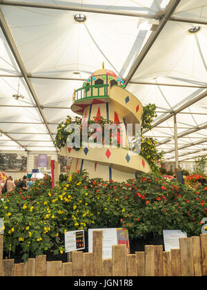 LONDON, Regno Unito - 25 Maggio 2017: RHS Chelsea Flower Show 2017. Abutilons sul display nel grande padiglione. Foto Stock
