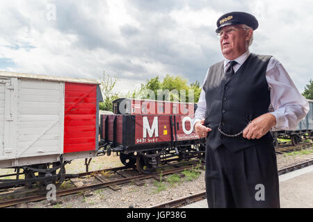 La stazione master a metà suffolk light railway Foto Stock