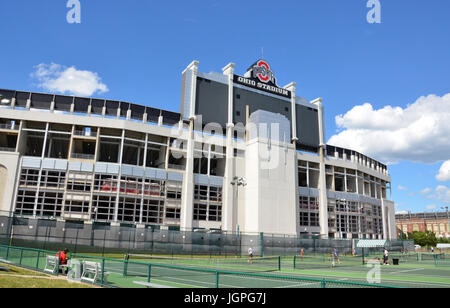 COLUMBUS, OH - 25 giugno: lo Stadio Ohio in Columbus, Ohio è mostrato il 25 giugno 2017. Essa è la casa della Ohio State University Buckeyes. Foto Stock