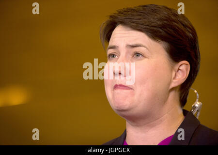 I risultati di Edimburgo di elettori sono contati nel Meadowbank Stadium per il 2017 elezione generale. Dotato di: Ruth Davidson dove: Edimburgo, Regno Unito quando: 08 giu 2017 Credit: Euan ciliegio/WENN.com Foto Stock