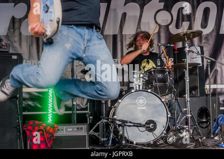 La leggendaria punk rock band D.O.A è risorto e rocce il Festival Khatsahlano, Kitsilano, Vancouver, British Columbia, Canada. Foto Stock