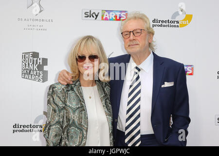 Londra, Regno Unito. 9 lug 2017. Twiggy, South Bank Sky Arts Awards, i Savoia, Londra, Regno Unito. 09 Luglio, 2017. Foto di Richard Goldschmidt Credito: ricca di oro/Alamy Live News Foto Stock