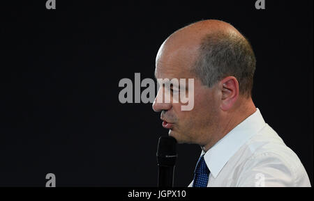 Parigi, Francia. 8 lug 2017. Il francese il ministro dell'istruzione Jean-Michel Blanquer offre un discorso durante una riunione della Republique en marche (REM) partito politico a Parigi il 8 luglio 2017 Credit: francois pauletto/Alamy Live News Foto Stock