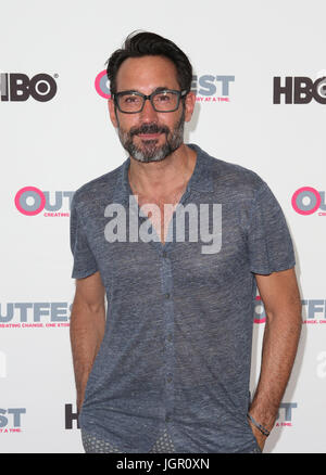 West Hollywood, Stati Uniti d'America. 9 lug 2017. Gregory Zarian, a Outfest 2017 un milione di Felice Nows all armonia, oro, la California il 9 luglio 2017. Credito: MediaPunch Inc/Alamy Live News Foto Stock