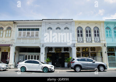 PHUKET - 03 maggio : Edificio, architettura Cino-Portoghese nella città vecchia a Phuket vestigia storica storie di scambi e di architettura nel sud della THA Foto Stock