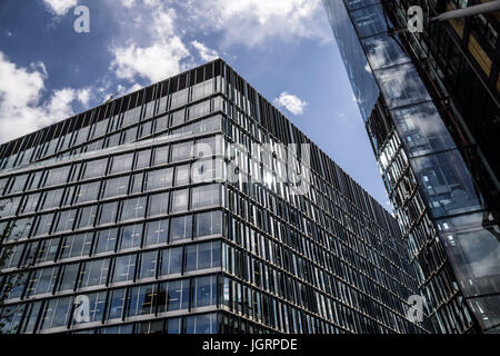 Un generico colpo di un edificio aziendale in Bankside, London, Regno Unito Foto Stock