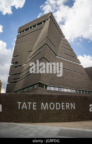 Casa dell'interruttore, la nuova estensione della Galleria d'arte Tate Modern a Londra. Progettato da Herzog & de Meuron, architetti Foto Stock