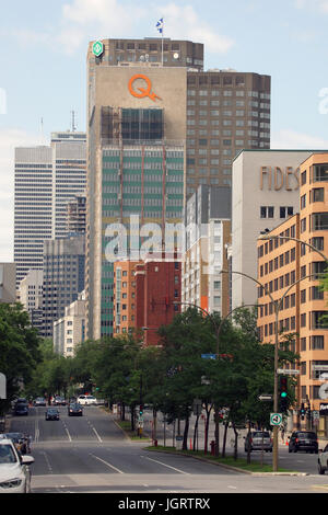 Montreal, Canada, 9 luglio,2017.fila di edifici sulla Sherbrooke Street nel centro di Montreal.Credit:Mario Beauregard/Alamy Live News Foto Stock