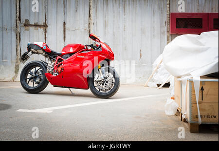 San Pietroburgo, Russia - Luglio 06, 2017: Ducati Superbike 999s in Sankt-Petersburg a luglio 06 2017 Foto Stock