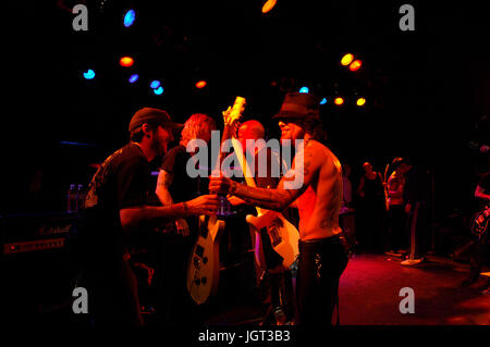 Camp Freddy che esegue Roxy West Hollywood. Foto Stock