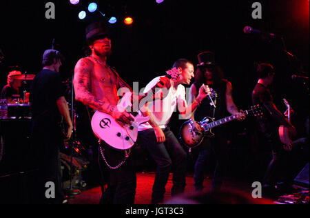 Chester bennington Linkin Park di eseguire camp freddy roxy West Hollywood. Foto Stock