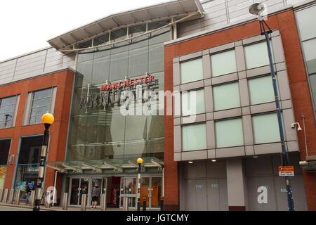 Manchester Arndale Shopping Centre - Vista di esterno a fronte di ingresso principale Foto Stock