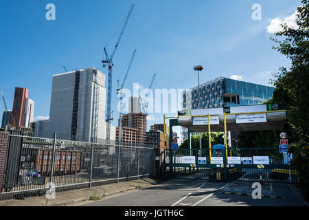L'ex Nuovo Mercato di Covent Garden in Nine Elms, Vauxhall, LONDRA, REGNO UNITO Foto Stock