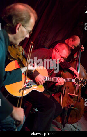 Jam session al jazz club Tygmont a Varsavia, Polonia Foto Stock