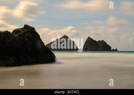 Carradori Rocks off Holywell Bay Cornwall Foto Stock