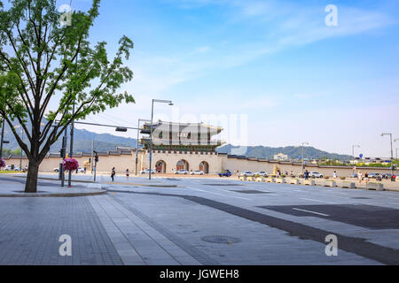 Gwanghwamun cancello su giu 19, 2017 nella città di Seoul, Corea - famoso punto di riferimento Foto Stock