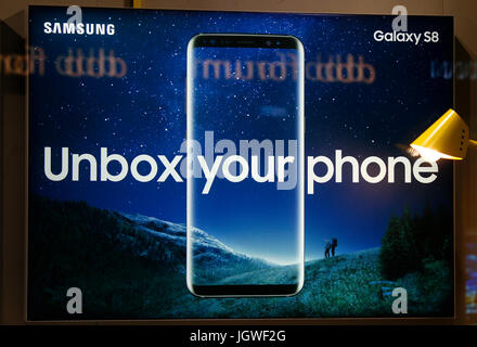 Das Logo der Marke 'Samsung Galaxy S8', Berlino. Foto Stock