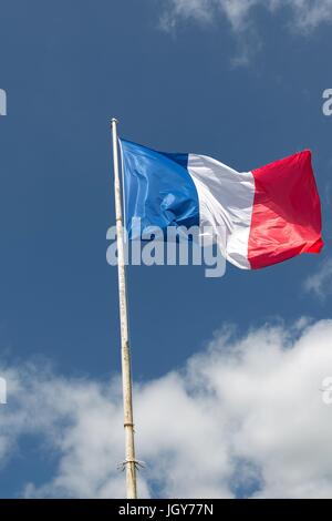 Francia, Région Normandie (ancienne Basse Normandie), Manche, Saint-Lô, drapeau français Photo Gilles Targat Foto Stock
