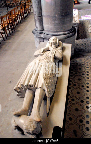 Varie viste di tombe nella cattedrale di San Dionigi, Francia su 10/01/2015 Foto Stock