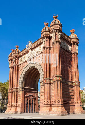 Barcellona Catalunya Il Arc de Triomf de Barcelona Arco de Triunfo de Barcelona arco trionfale Barcellona Arc de triomphe Spagna UE Europa Catalogna Foto Stock
