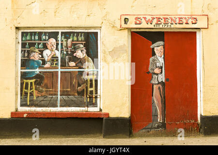 Sweeney's Bar vecchio pub wall art a Ramelton County Donegal Irlanda Foto Stock