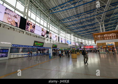 Jun 20, 2017 stazione ferroviaria di Seoul, Seoul, Corea del Sud Foto Stock