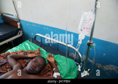 L'Africa. Sotouboua ospedale. Unità pediatrica. Il Togo. Foto Stock