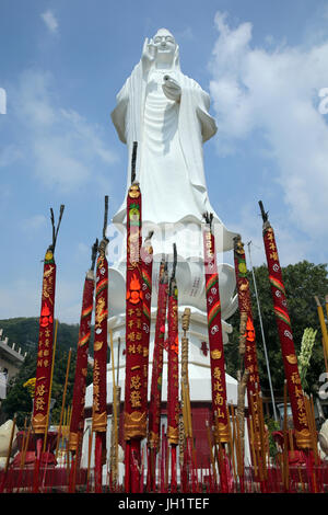 Quan l'Am Bo Tat tempio (Pagoda di Avalokitesvara Bodhisattva). Statua di Guanyin ( Quan Am ). Vung Tau. Il Vietnam. Foto Stock