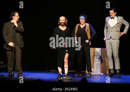 Les Chiche cappone : Fred Blin, Patrick De Valette, Ricardo La Giudice et Matthieu Pillard. 32me Festival Mont-Blanc umorismo. Saint-Gervais-les-Bains. Foto Stock