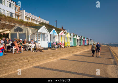 Spiaggia di capanne, Promenade, Southwold, Suffolk, Inghilterra, Regno Unito, Europa Foto Stock