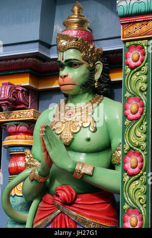 Sri Vadapathira Kaliamman tempio indù. Il dio indù Hanuman - scimmia Dio ed eroe del Ramayana. Singapore. Foto Stock