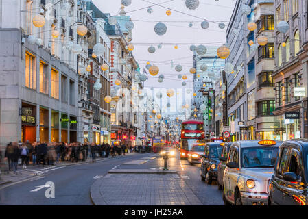 Le luci di Natale, Oxford Street e il West End di Londra, Inghilterra, Regno Unito, Europa Foto Stock