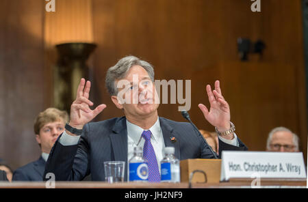 Washington, Stati Uniti d'America. 12 Luglio, 2017. Christopher Wray testimonia a sua audizione di conferma al successivo direttore dell'FBI. Patsy Lynch/Alamy Live News Foto Stock