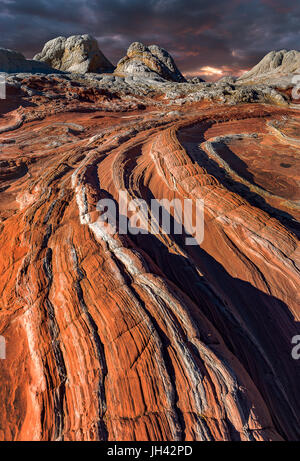 Tasca bianco incredibili formazioni rocciose in Vermiglio scogliere monumento nazionale, fotografia di paesaggi Foto Stock