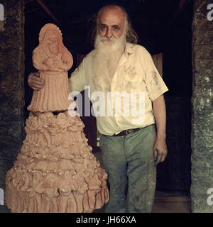 L'artista Antonio Poteiro, pittore, Goiânia, Goiás, Brasile Foto Stock