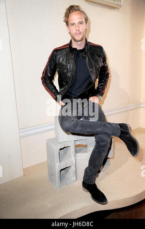 Belstaff presentazione durante la London Fashion Week collezioni uomo a Somerset House di Londra. Dove: Londra, Regno Unito quando: 12 giu 2017 Credit: WENN.com Foto Stock